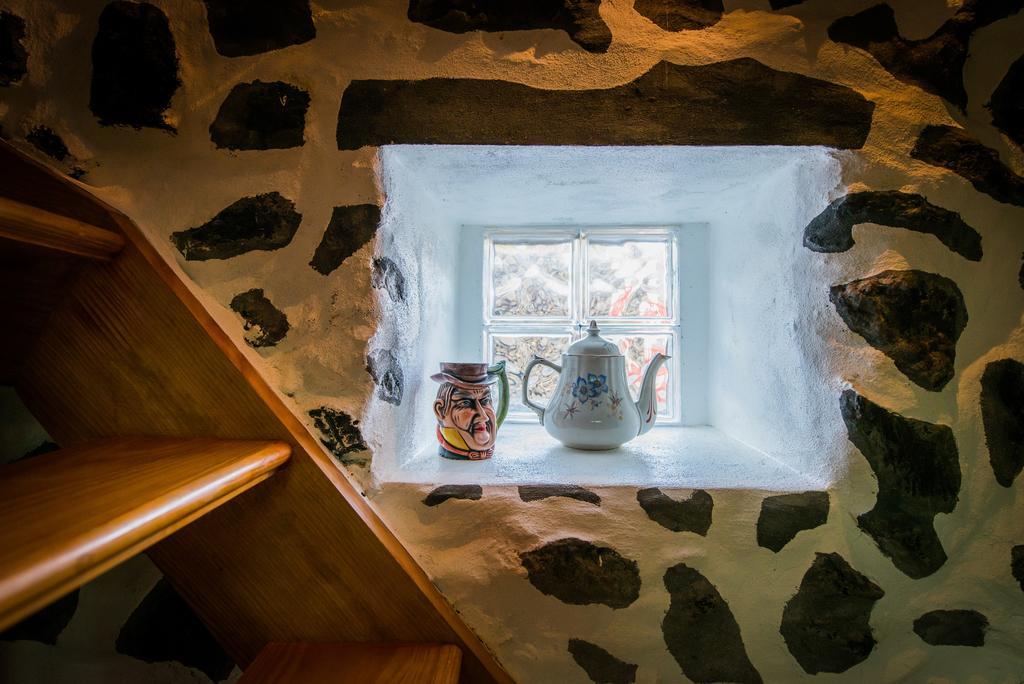 Adega Velha Villa Calheta de Nesquim Eksteriør billede