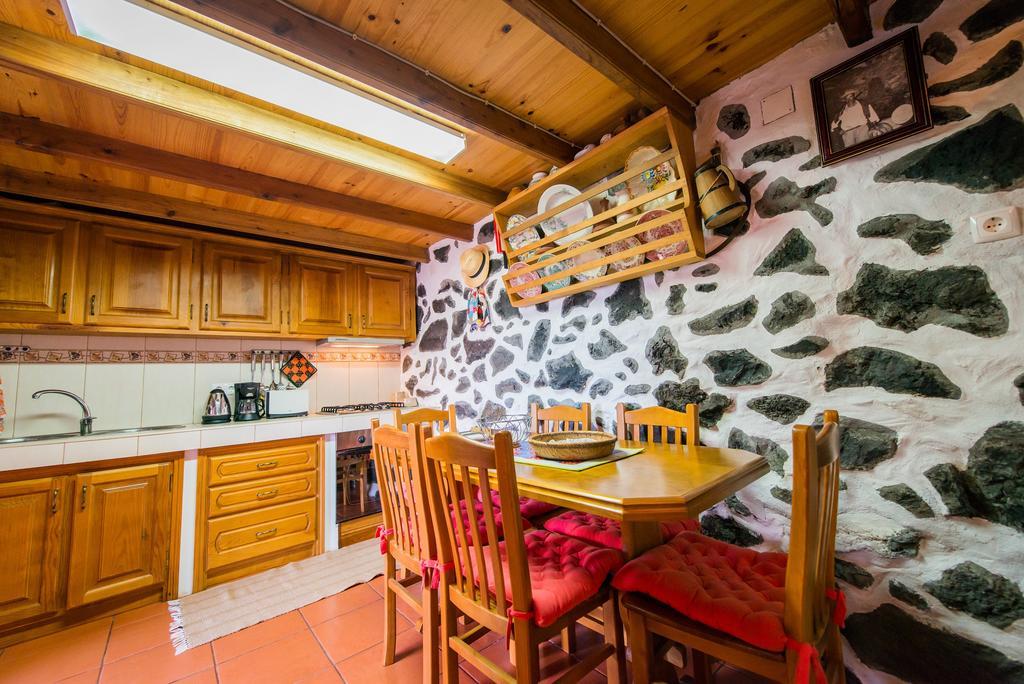 Adega Velha Villa Calheta de Nesquim Eksteriør billede
